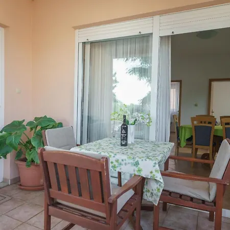 Apartmani Nedoklan Apartment Srima