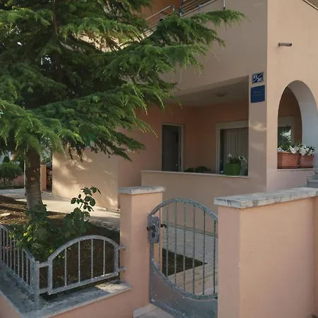 Apartmani Nedoklan Apartment