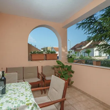 Apartment Apartmani Nedoklan