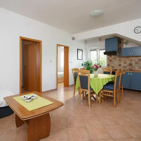 Apartamento Nedoklan