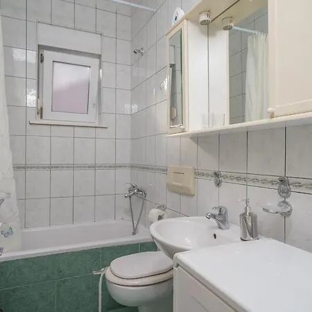 Apartment Apartmani Nedoklan